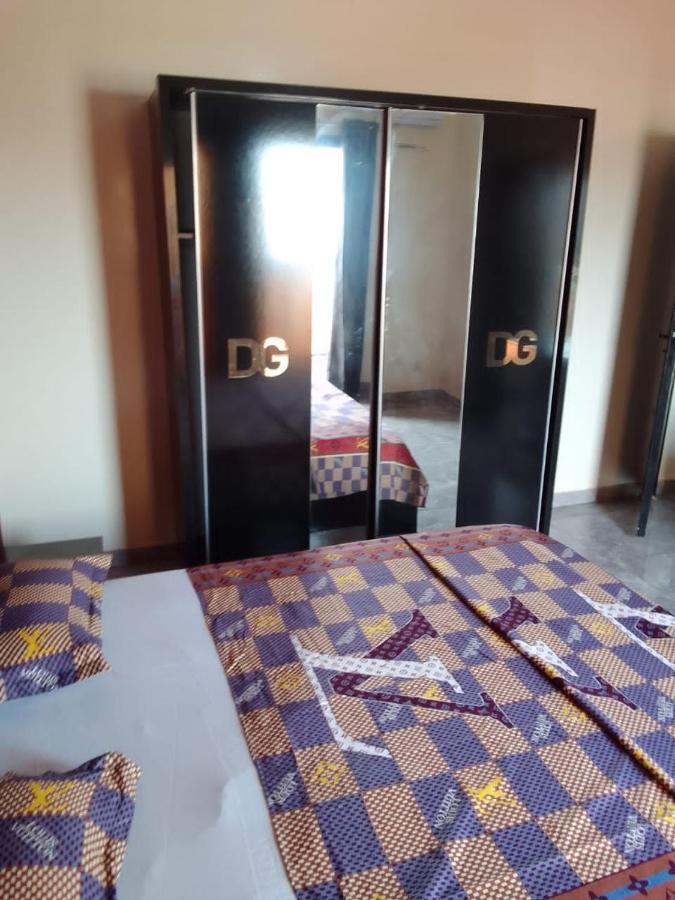 Residence Des Almadi Dakar Exteriör bild